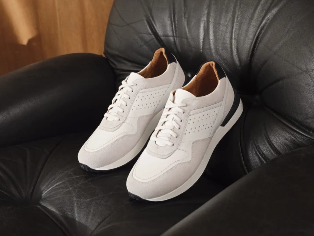 Jak wyczyścić buty ze sznurka, aby wyglądały jak nowe?