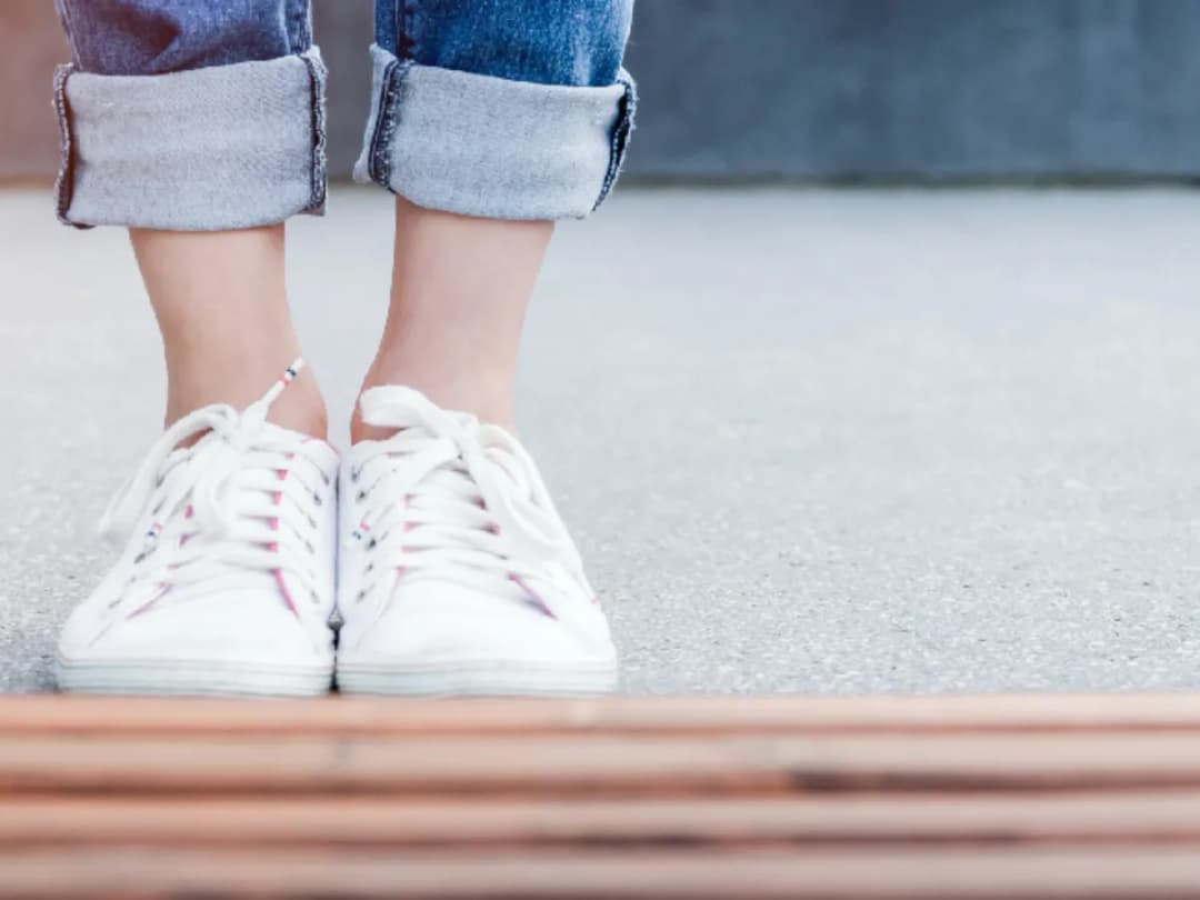 38 jaki to rozmiar buta? Odkryj różnice w rozmiarze obuwia